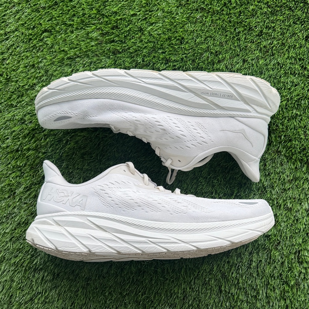 Hoka Clifton 8 - White Size 13 2E WIDE